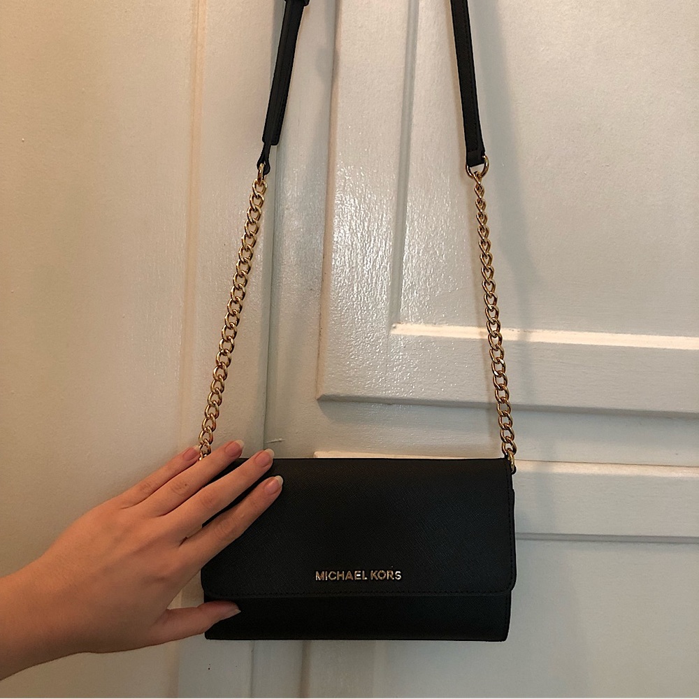 Designer Michael Kors black clutch/purse with adjustable/removable strap 👛